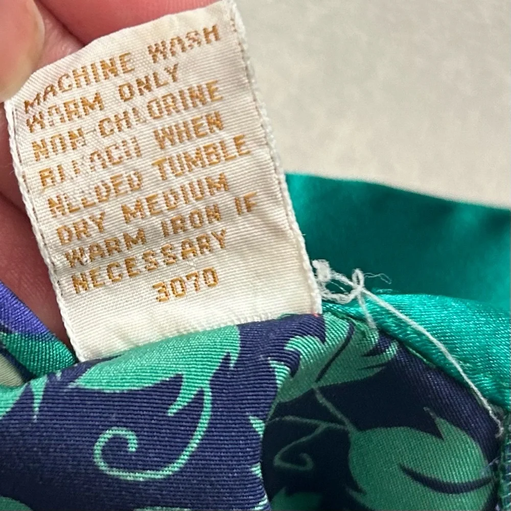 Victoria's Secret | Long Robe Floral Kimono Gold Label Tie Belt Gem Tone - Picture 3 of 9